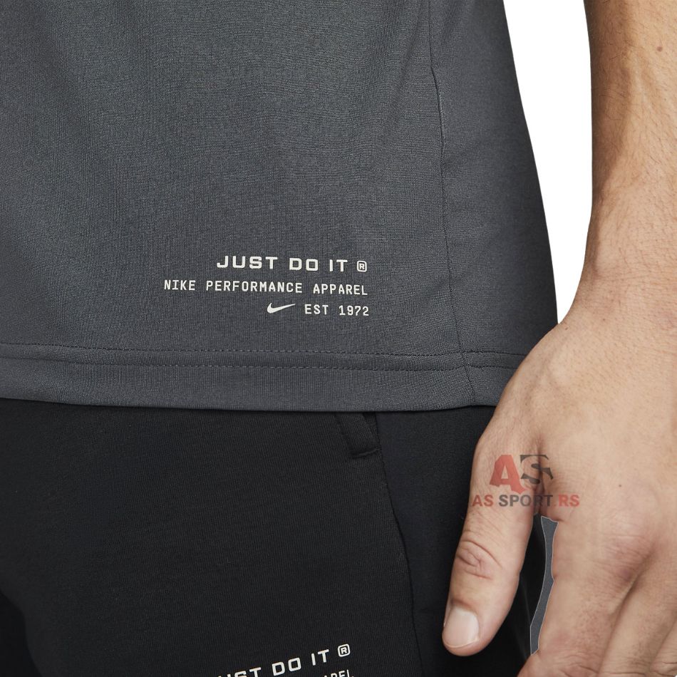 Dri-Fit Legend S DH7537-060-flIF