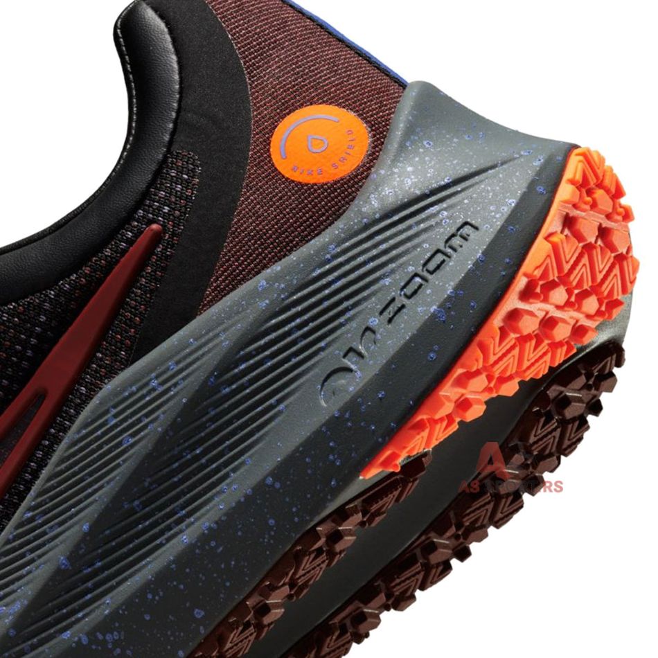 Zoom Winflo 8 Shield 45 DC3727-200-ox4O