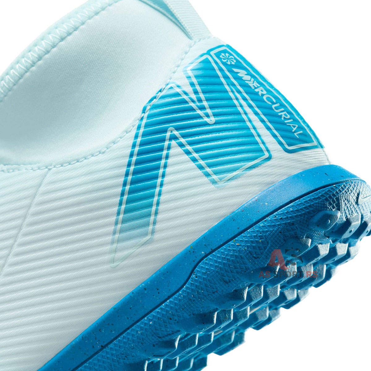 SuperFly 10 Club 33.5 FQ8313-400-XOgQ